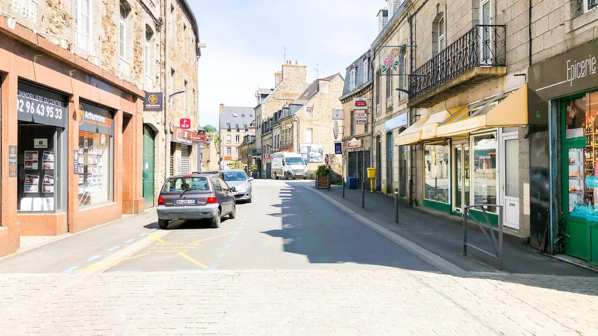 La Nature Au Coeur De Guingamp - Parking -